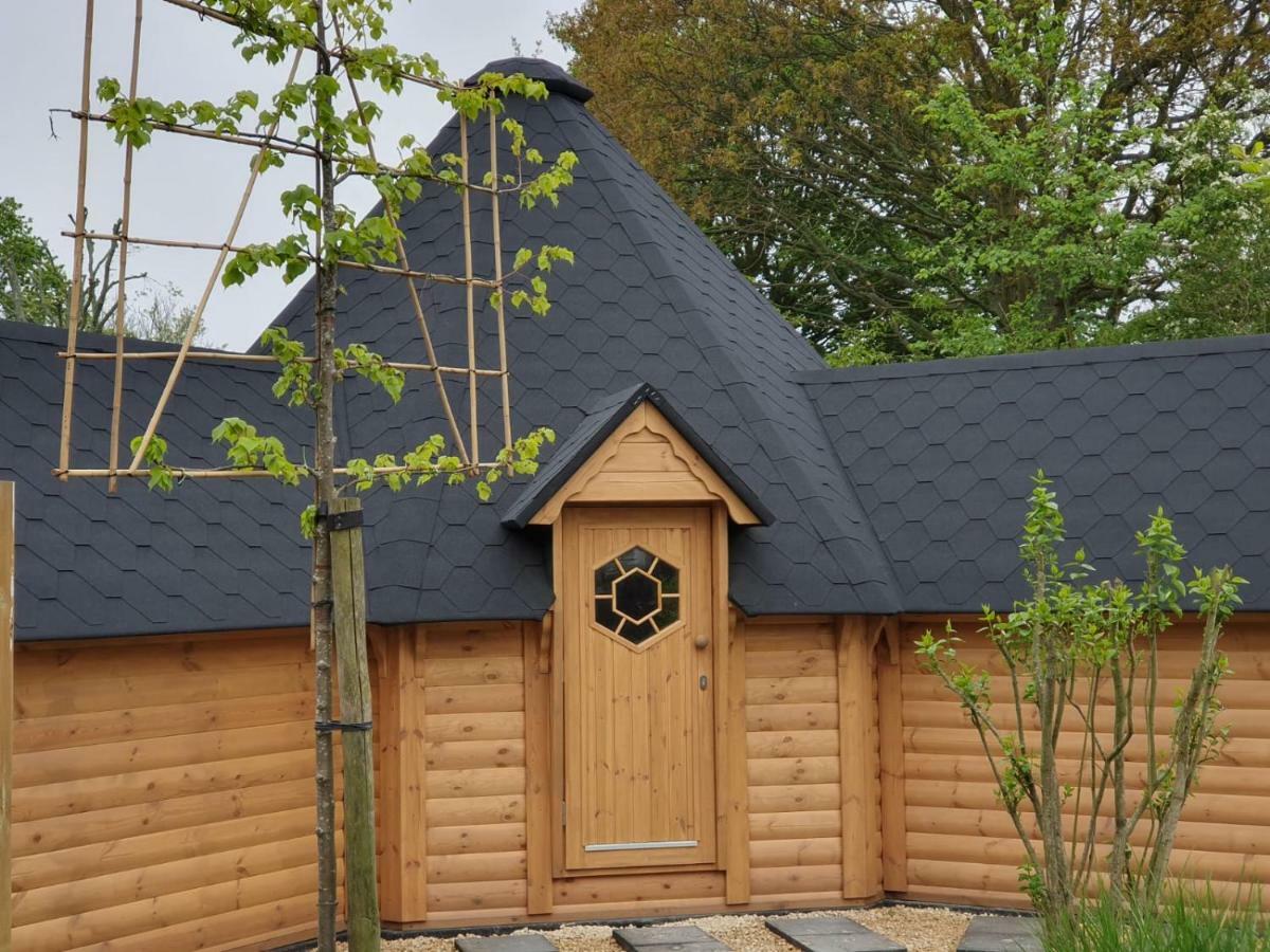 Finse Kota - Tiny House Villa Oostkapelle Exterior photo